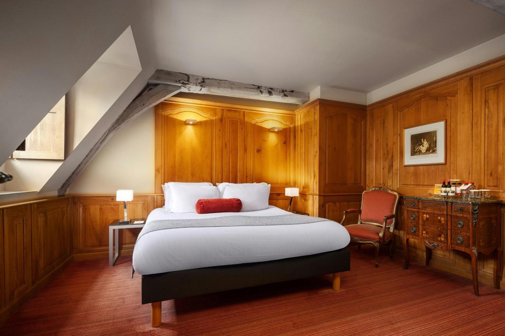 Hermitage Suite with King Bed,1643135670:JPEG